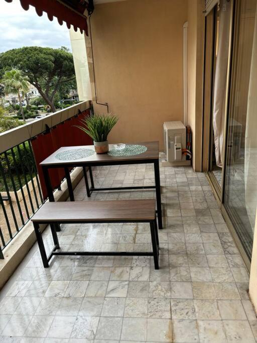 Studio Golf Juan Golfe-Juan Exterior foto